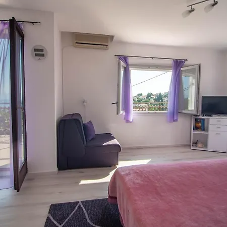 Appartamento House With View Stomorska