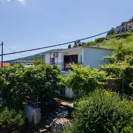 Appartamento House With View